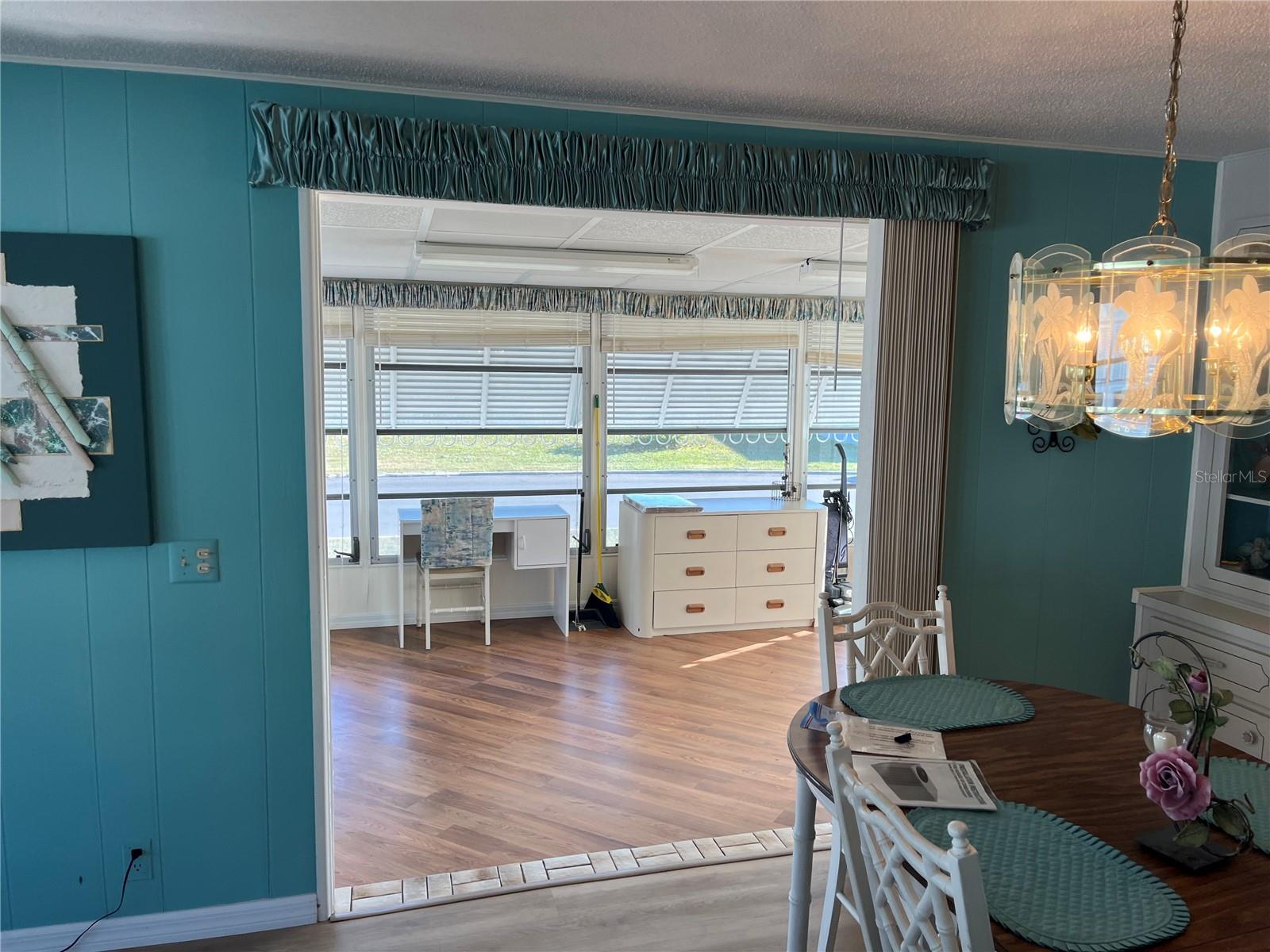 Image 18 of 49 For 518 Cervina Drive N