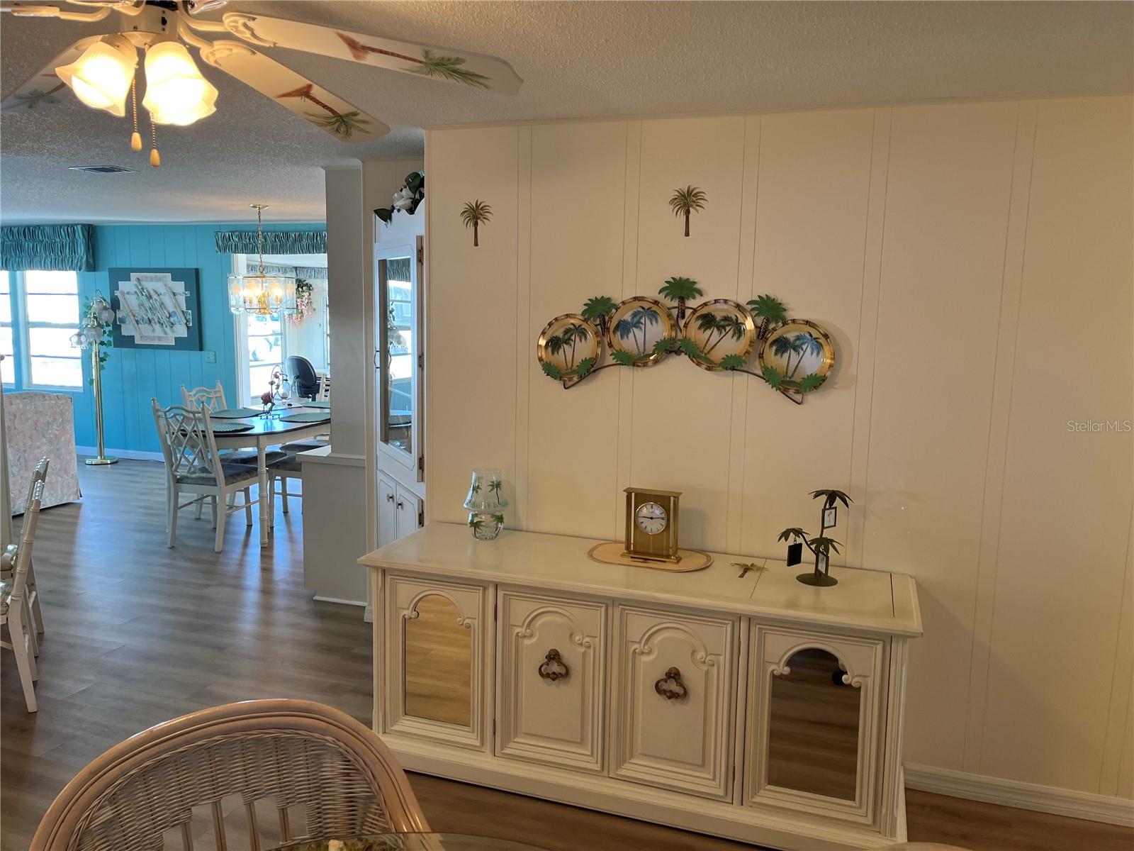 Image 23 of 49 For 518 Cervina Drive N