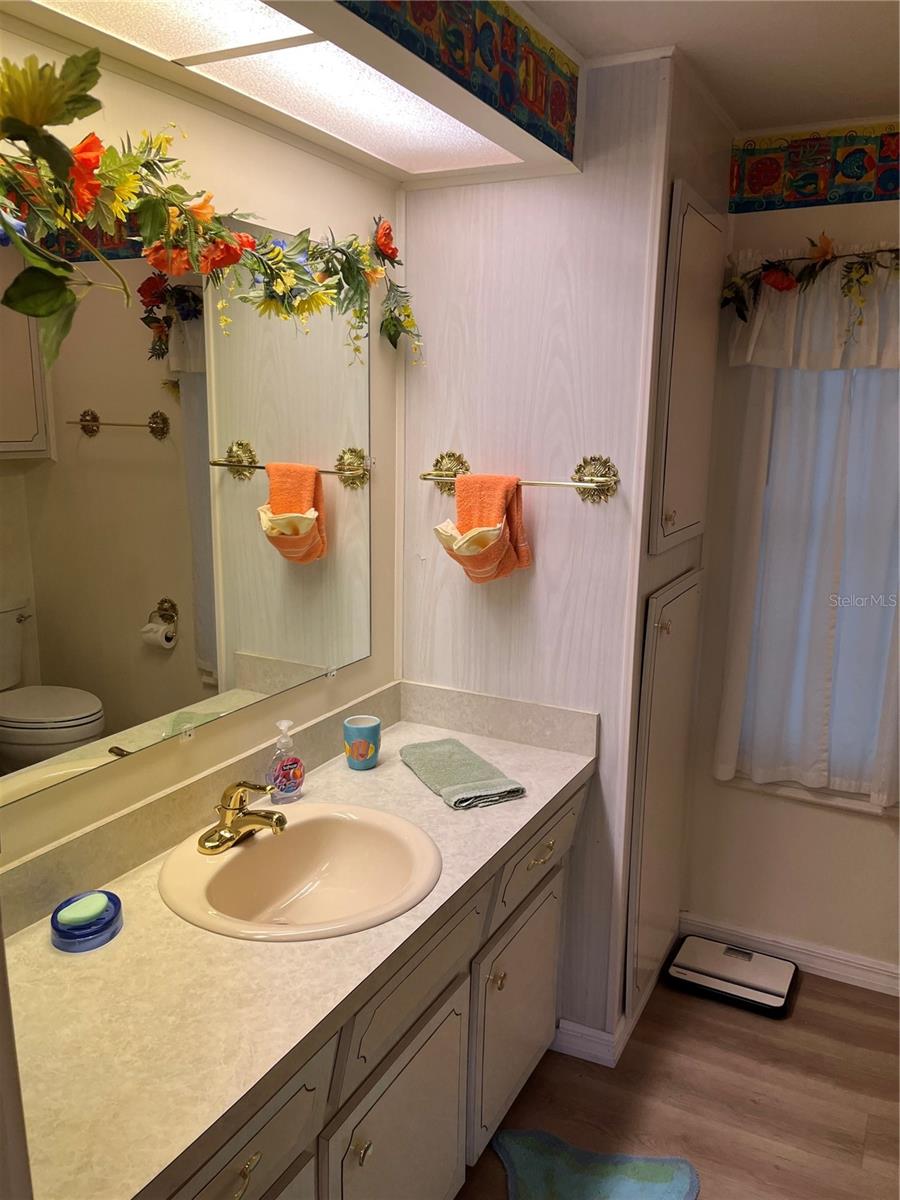 Image 36 of 49 For 518 Cervina Drive N