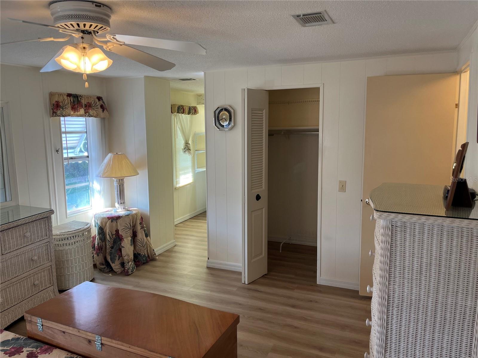 Image 44 of 49 For 518 Cervina Drive N