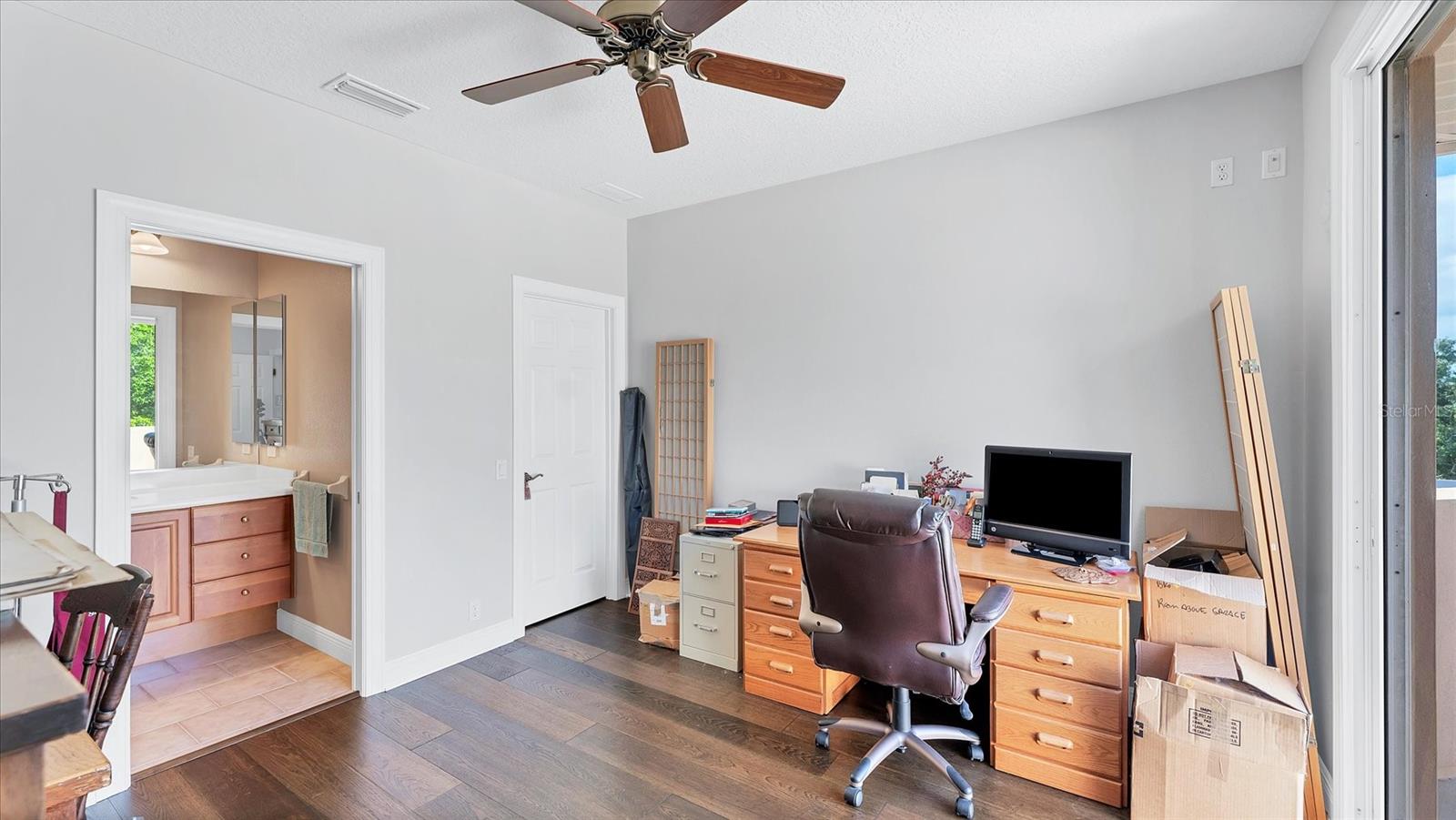 Image 36 of 48 For 6805 Areca Boulevard