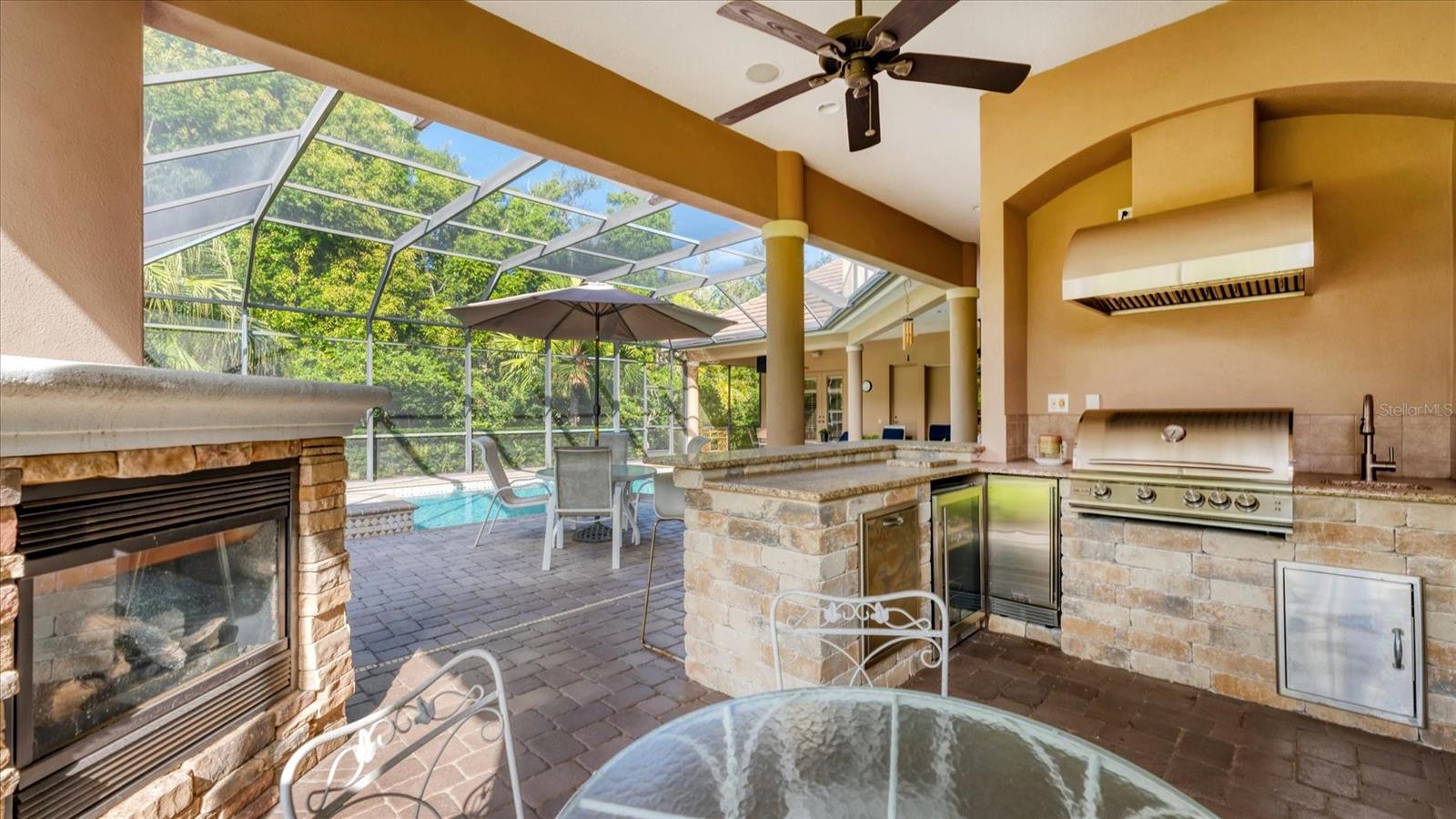 Image 40 of 48 For 6805 Areca Boulevard