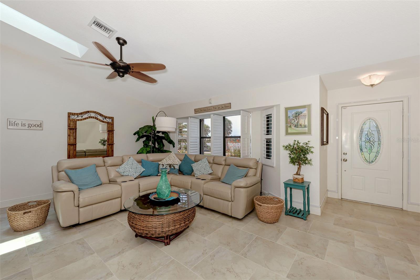 Image 10 of 65 For 8170 Casa De Meadows Drive