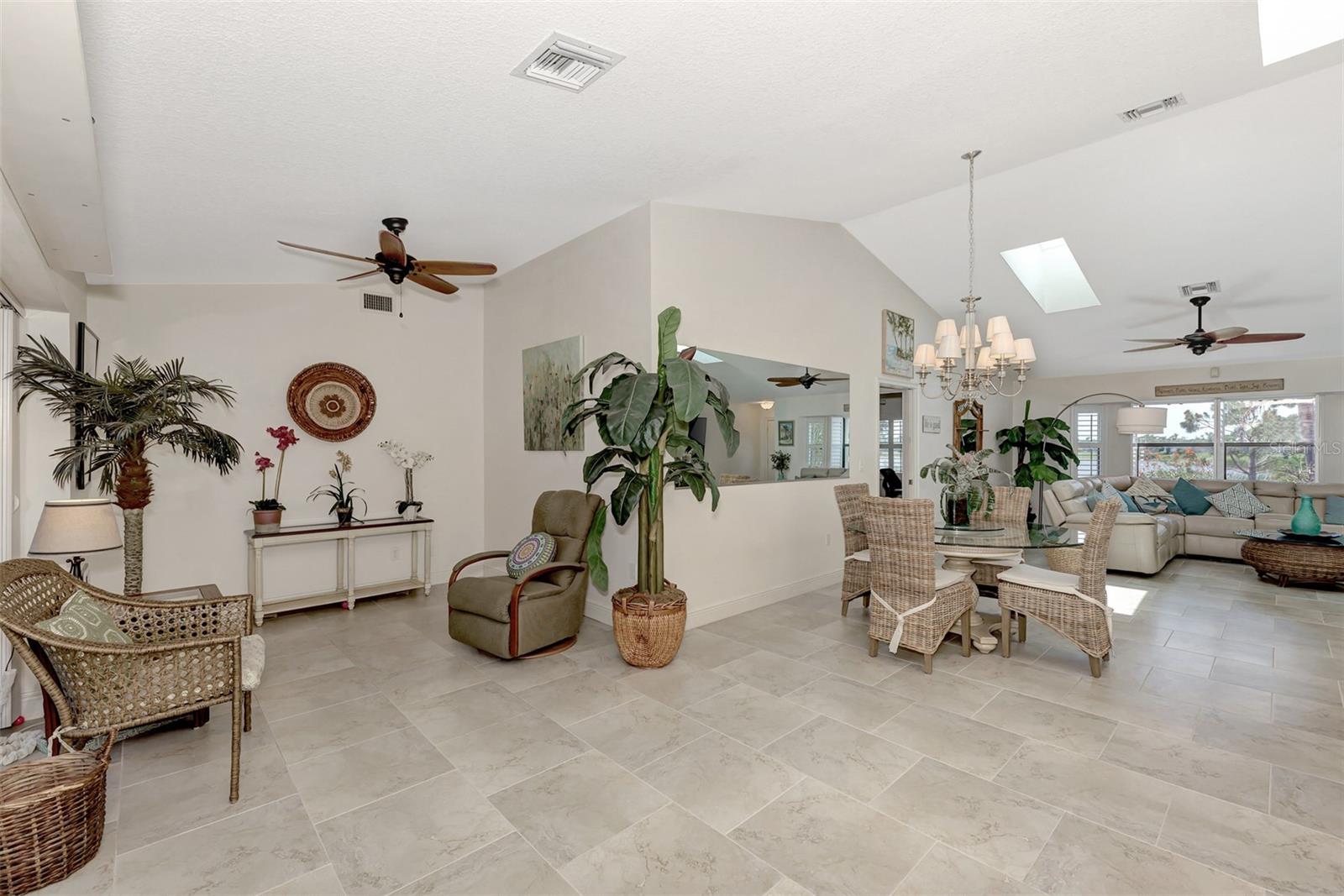 Image 22 of 65 For 8170 Casa De Meadows Drive