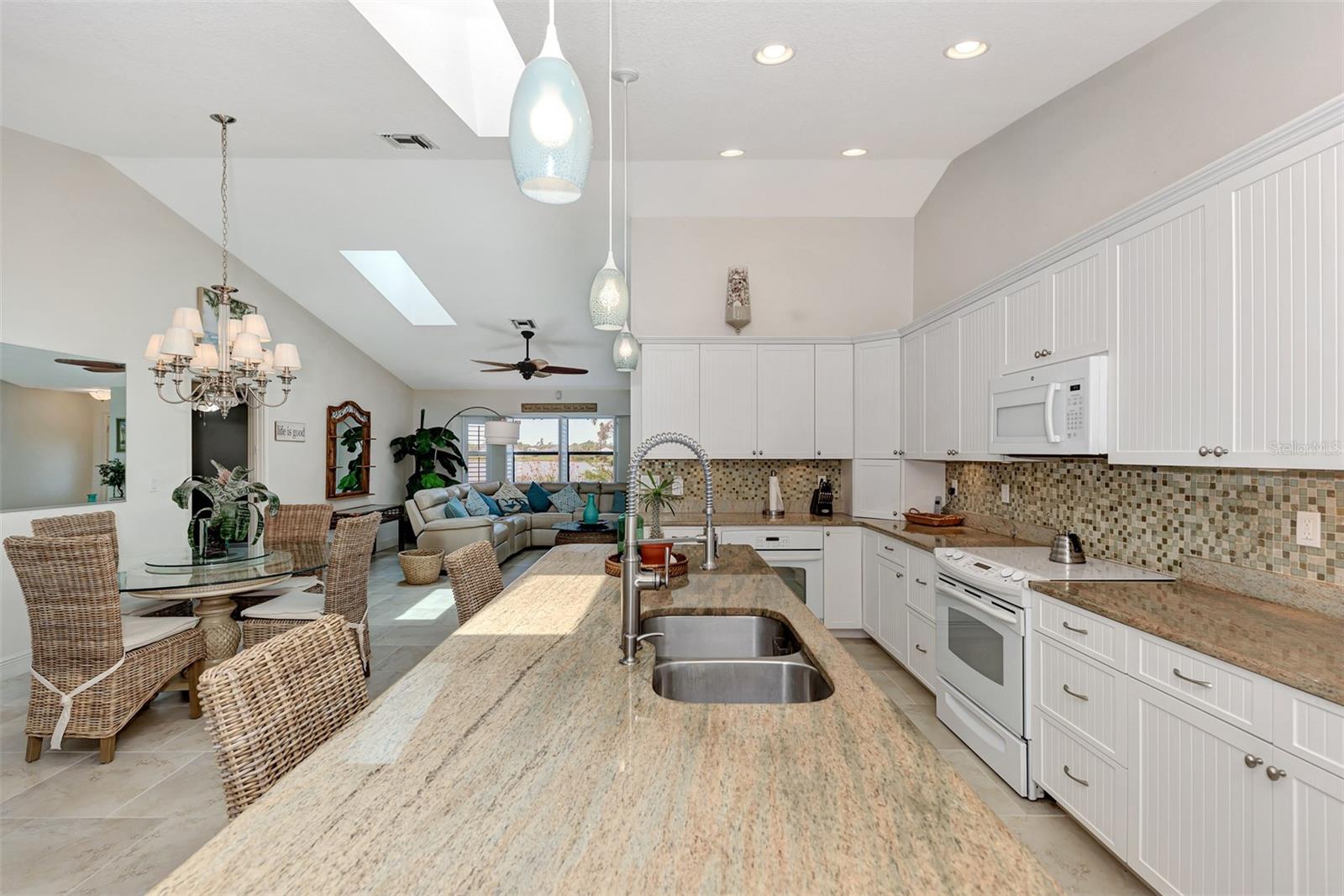 Image 26 of 65 For 8170 Casa De Meadows Drive