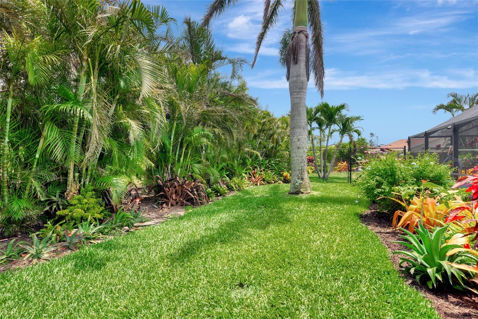 Image 41 of 65 For 8170 Casa De Meadows Drive