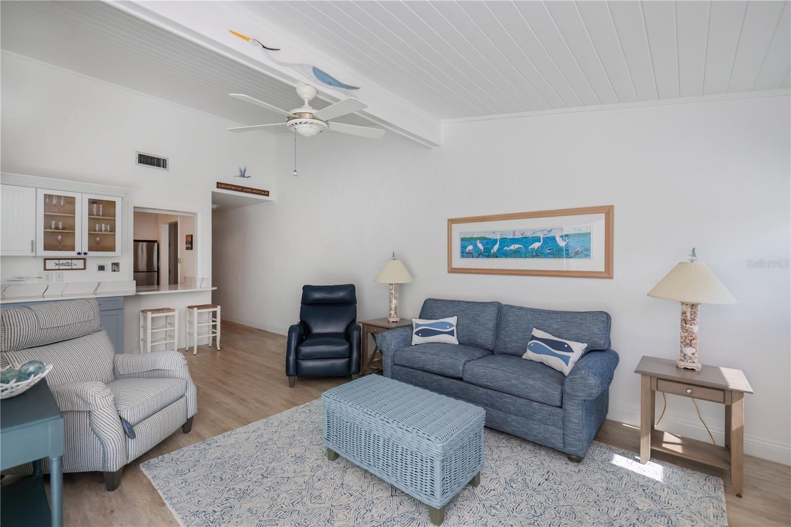 Image 16 of 65 For 907 Gibbs Road 6