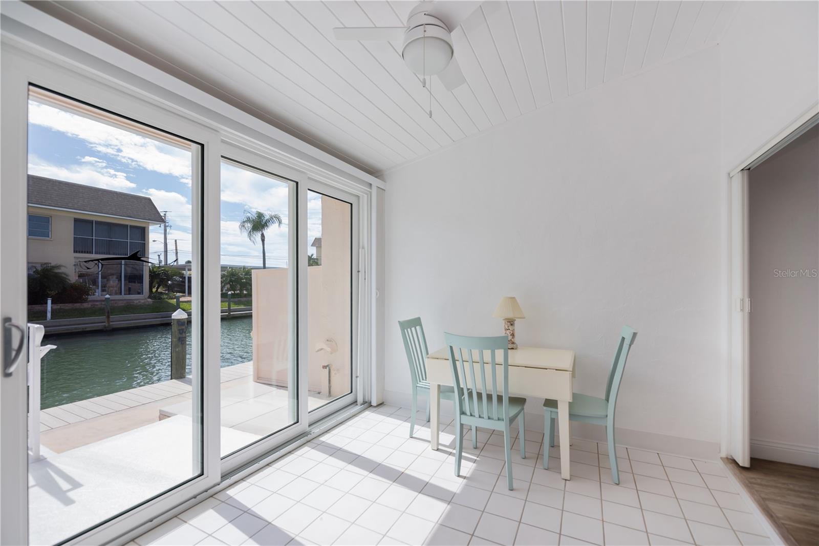 Image 21 of 65 For 907 Gibbs Road 6