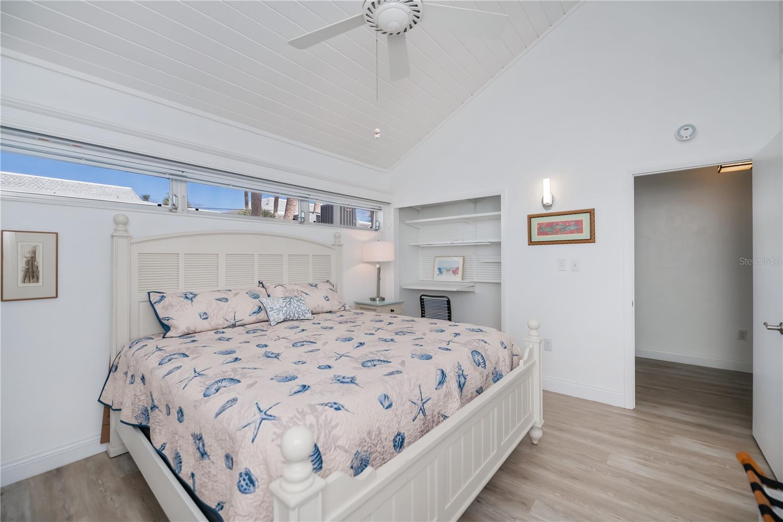 Image 35 of 65 For 907 Gibbs Road 6