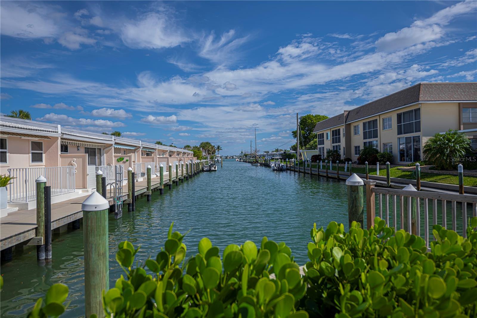 Image 57 of 65 For 907 Gibbs Road 6