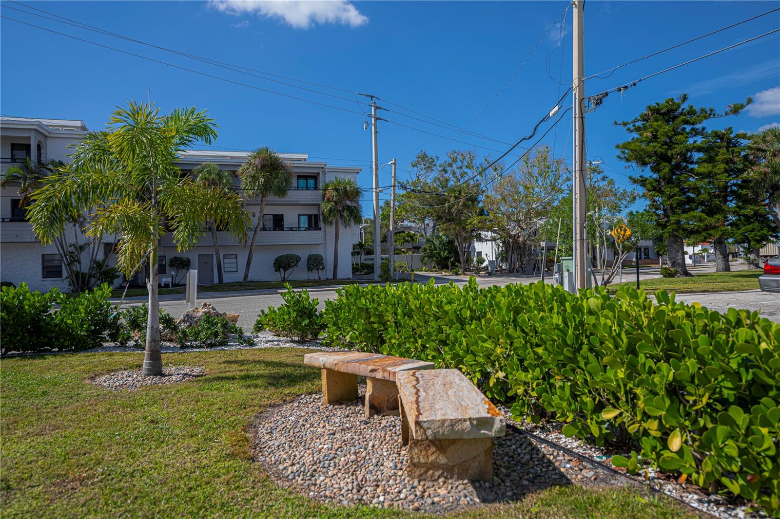 Image 58 of 65 For 907 Gibbs Road 6