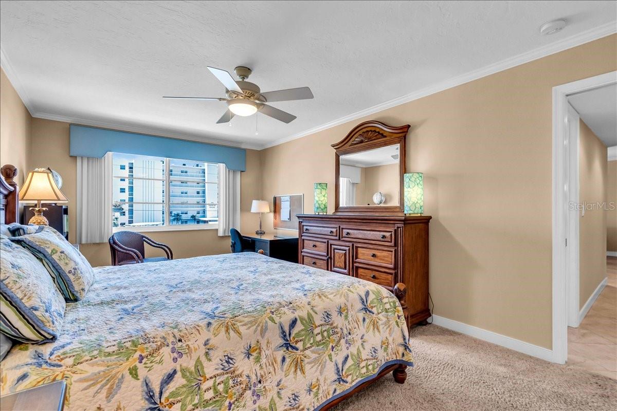 Image 15 of 37 For 200 The Esplanade N B3