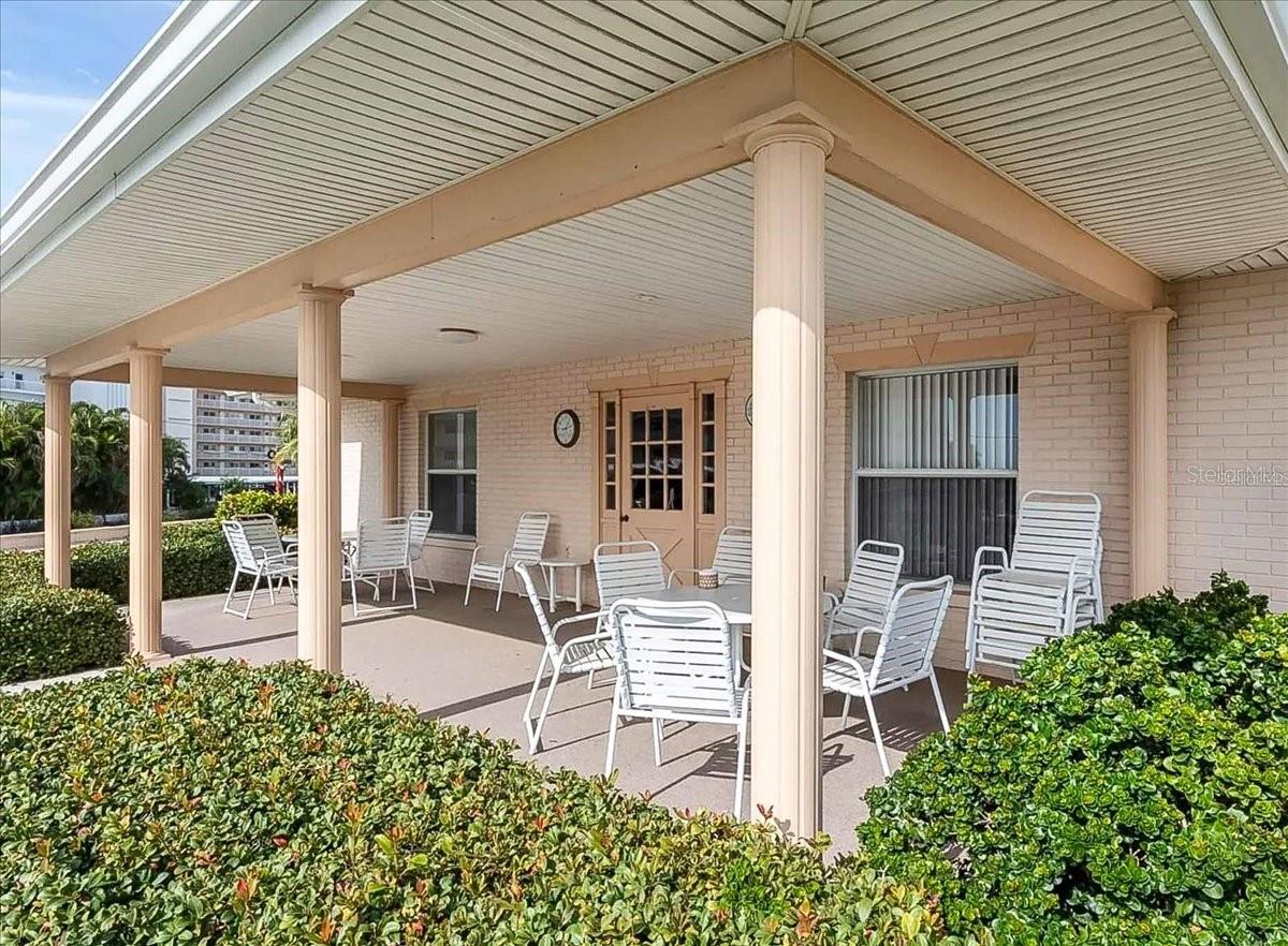 Image 25 of 37 For 200 The Esplanade N B3