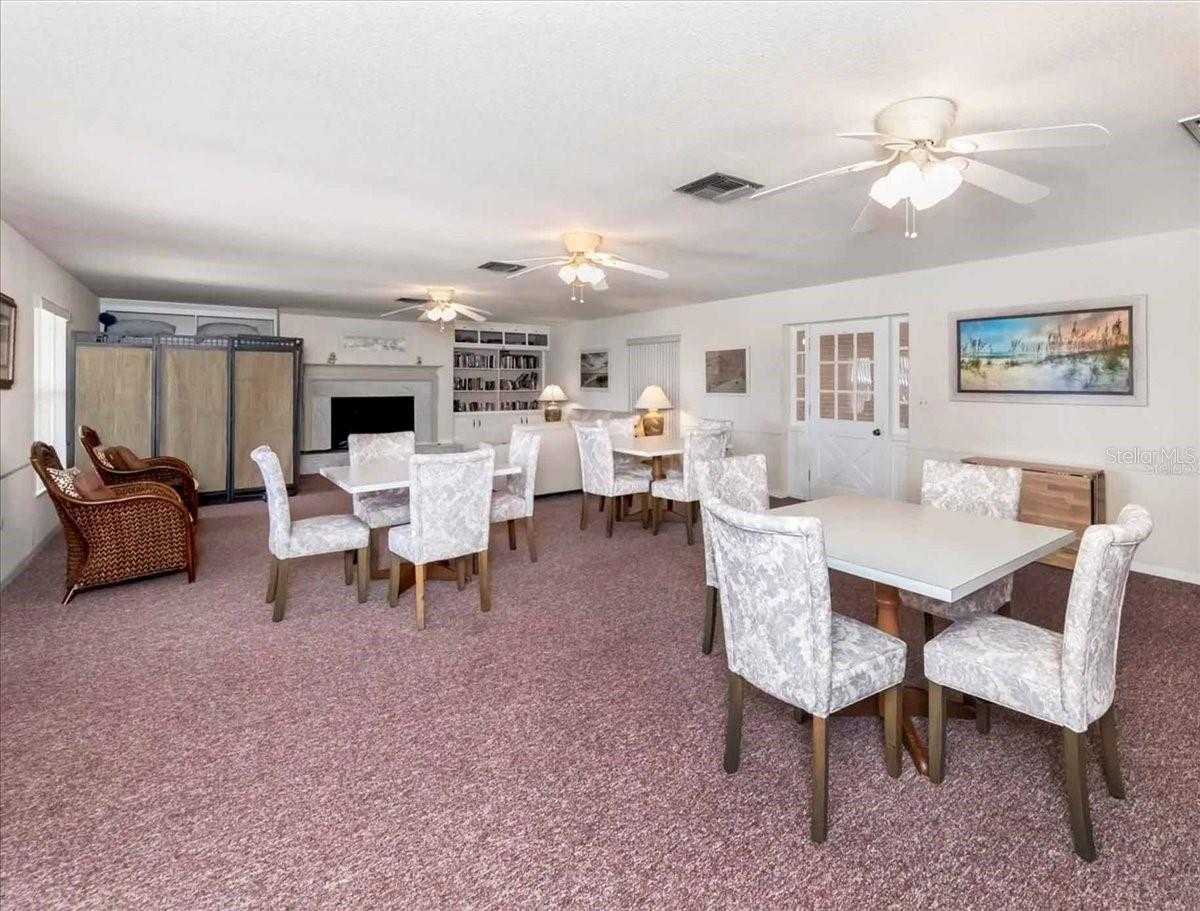 Image 26 of 37 For 200 The Esplanade N B3