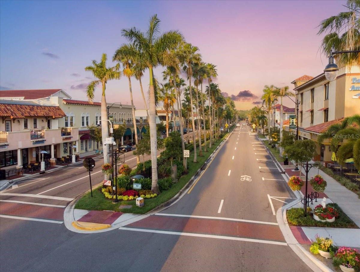 Image 37 of 37 For 200 The Esplanade N B3