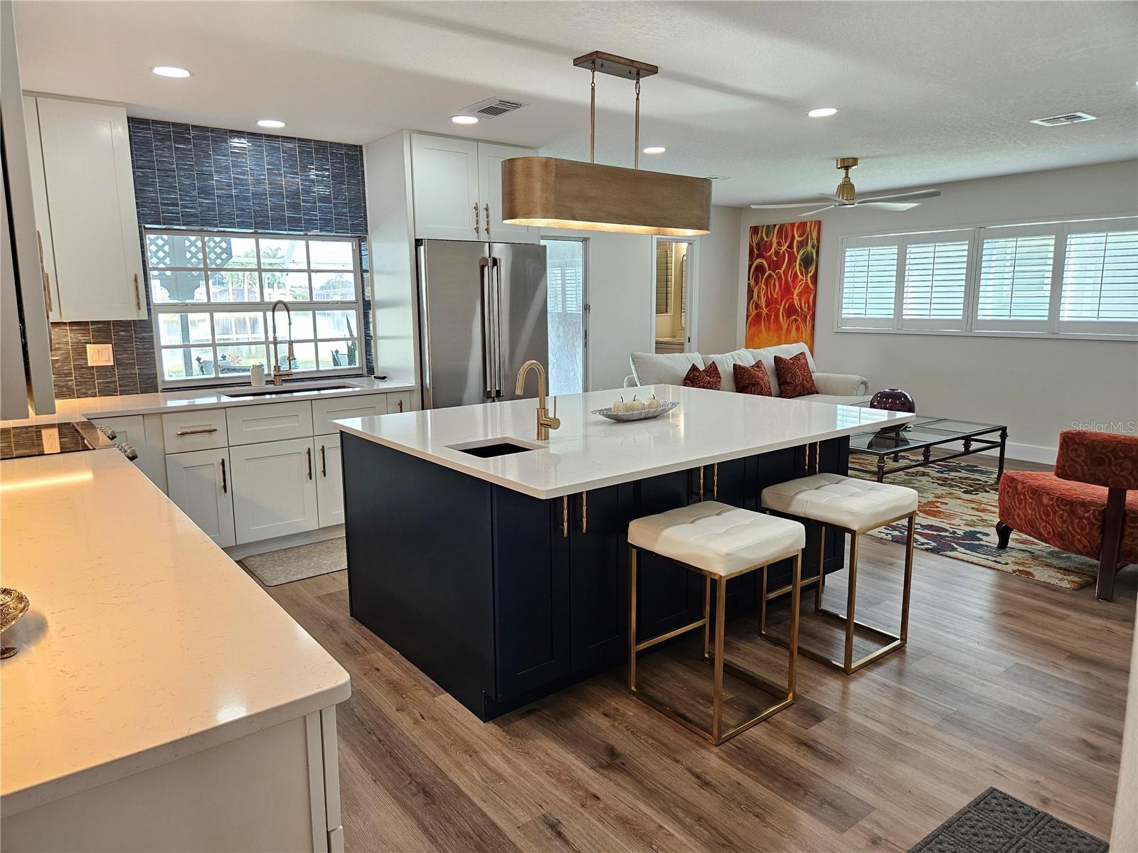 Image 14 of 52 For 917 Gondola Drive