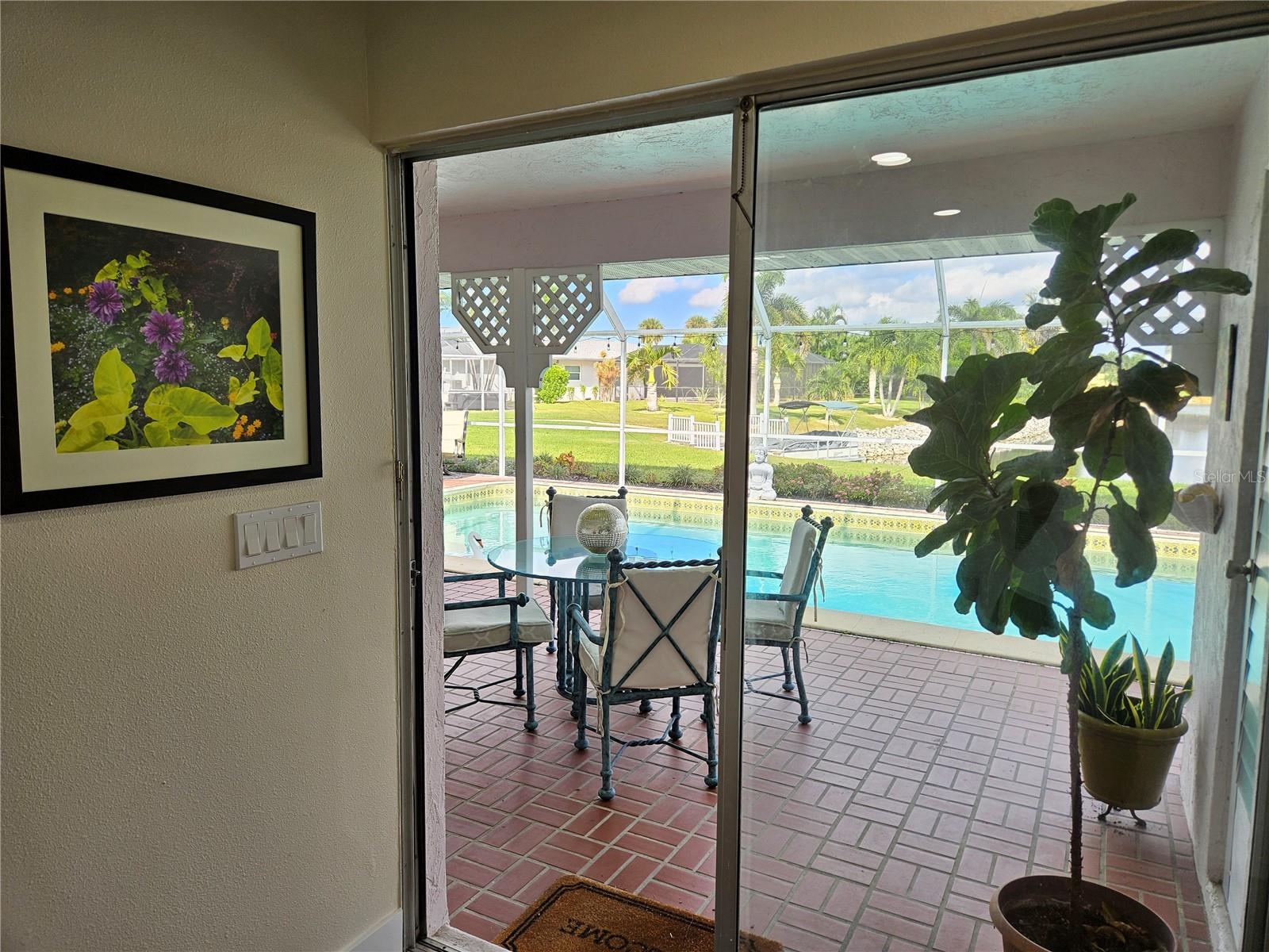 Image 28 of 52 For 917 Gondola Drive