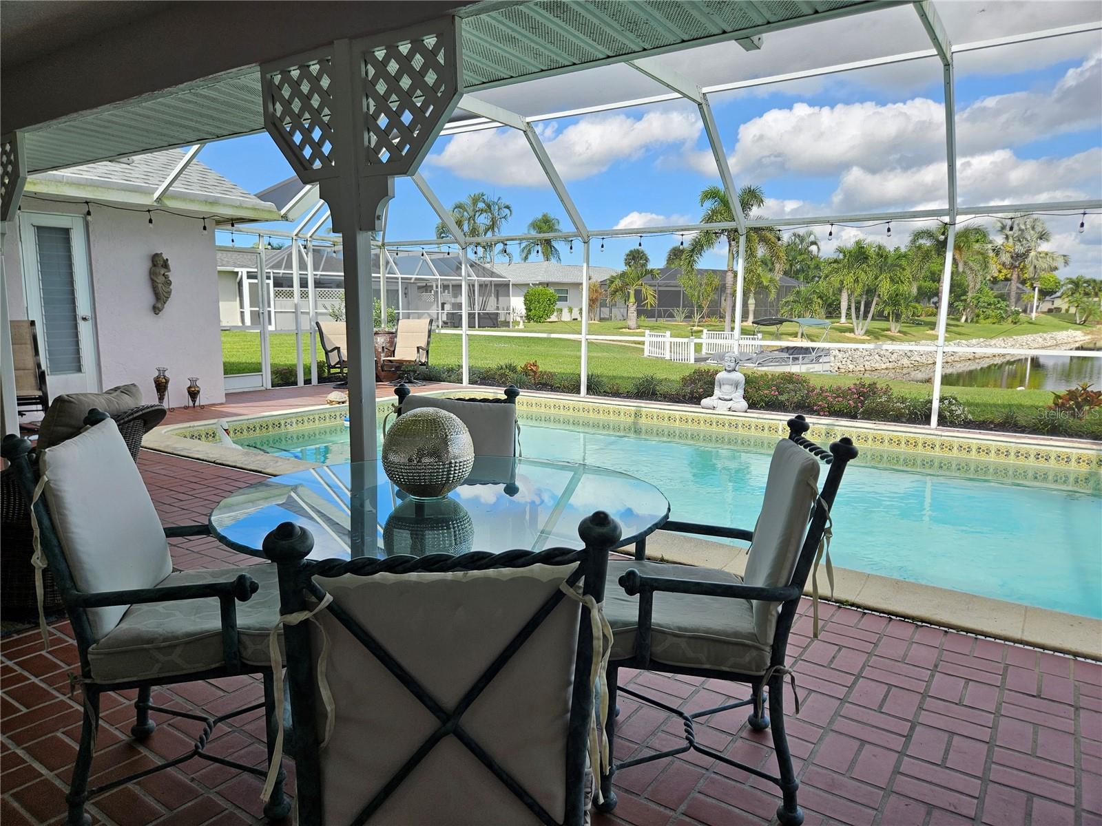 Image 29 of 52 For 917 Gondola Drive