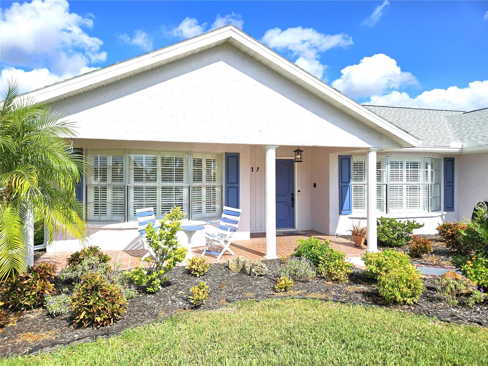 Image 3 of 52 For 917 Gondola Drive