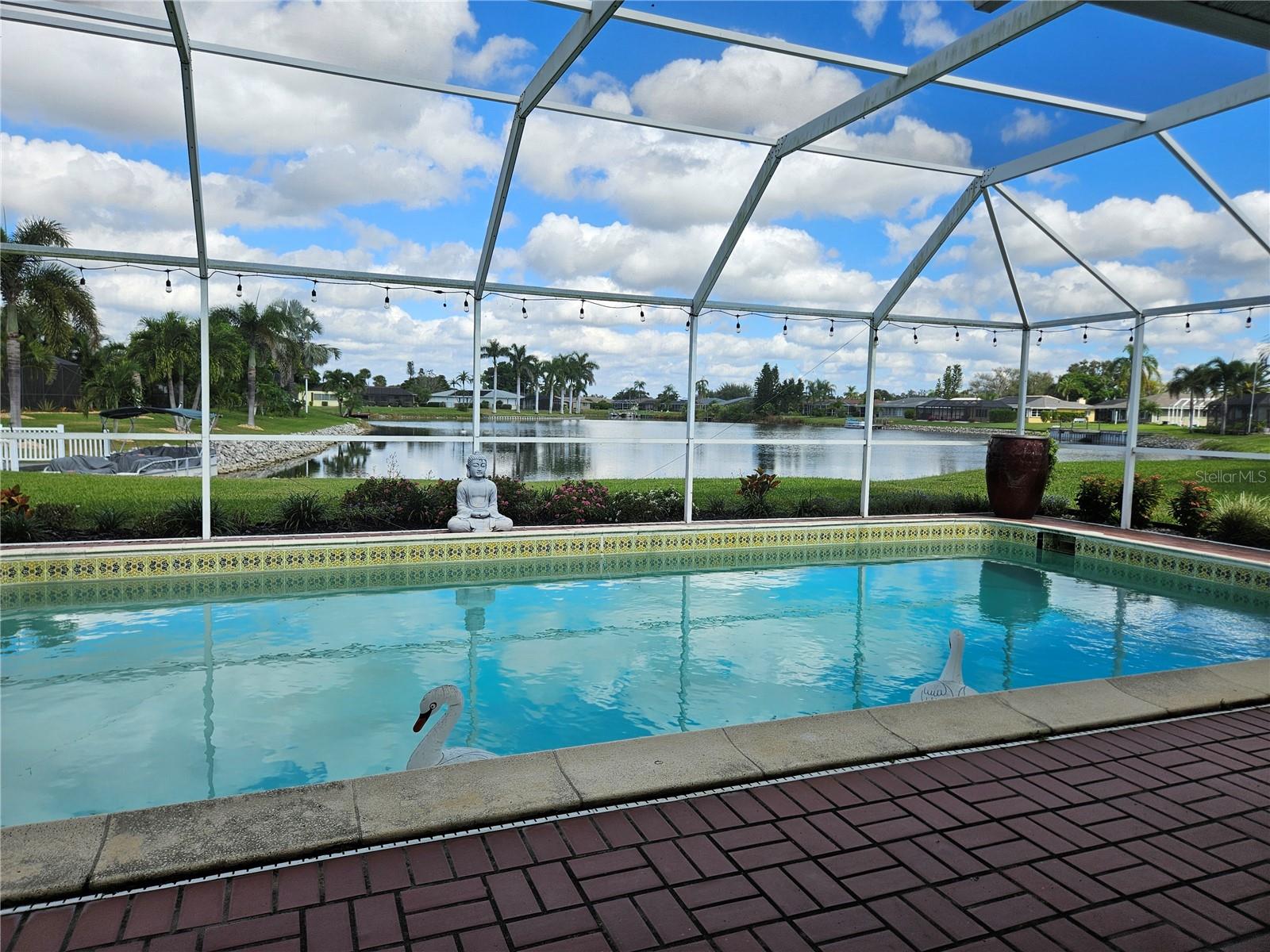 Image 31 of 52 For 917 Gondola Drive