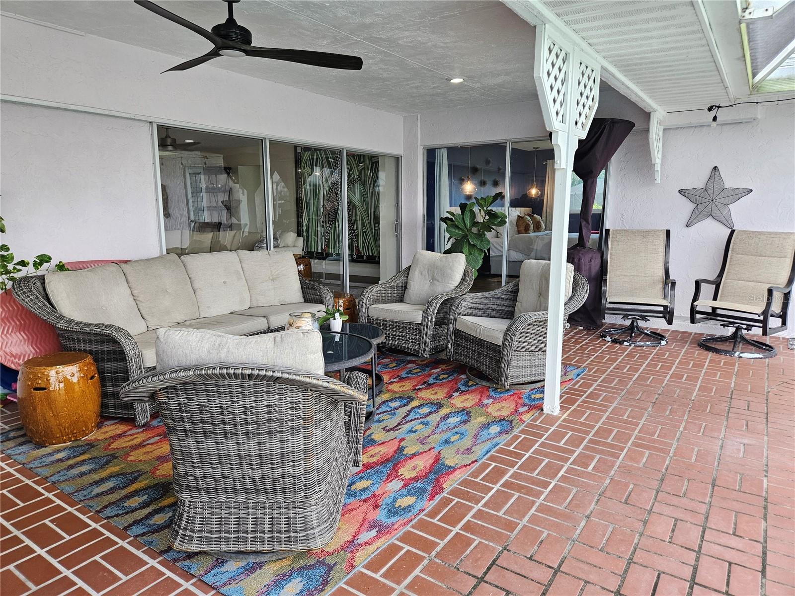 Image 35 of 52 For 917 Gondola Drive