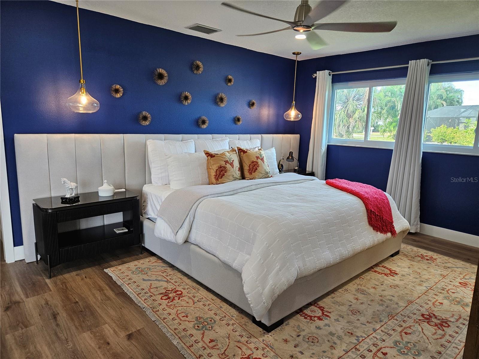 Image 38 of 52 For 917 Gondola Drive