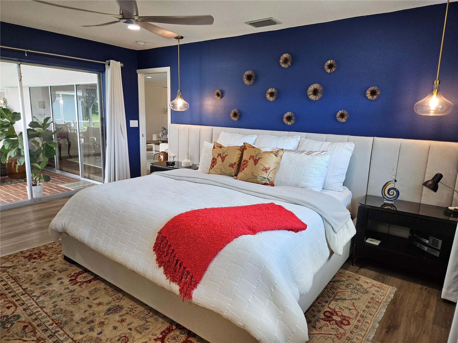 Image 39 of 52 For 917 Gondola Drive