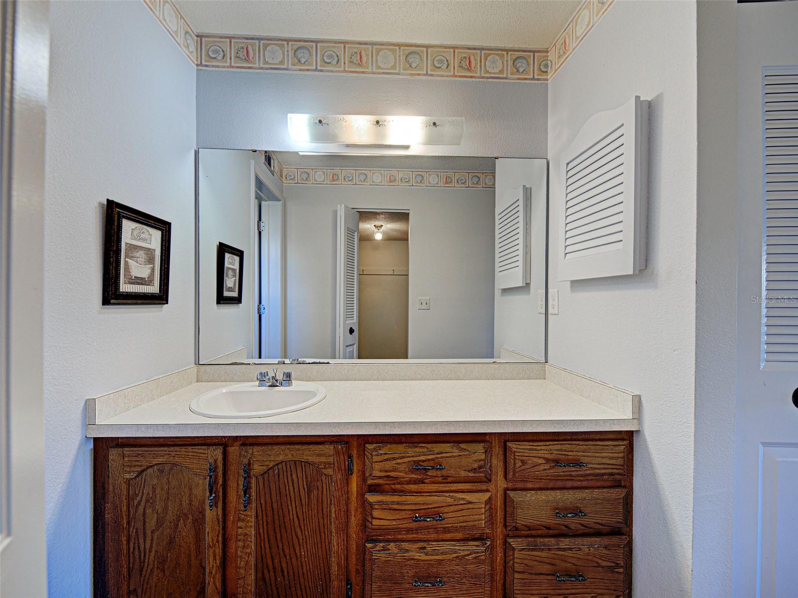 Image 26 of 59 For 365 Three Lakes Lane K