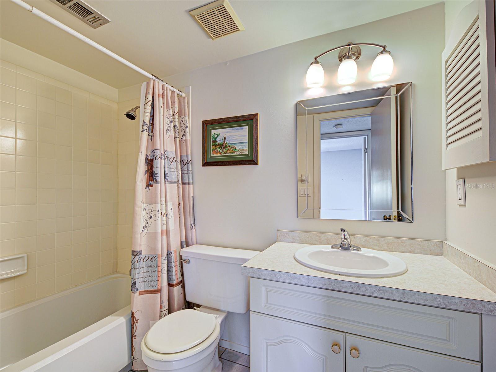 Image 33 of 59 For 365 Three Lakes Lane K