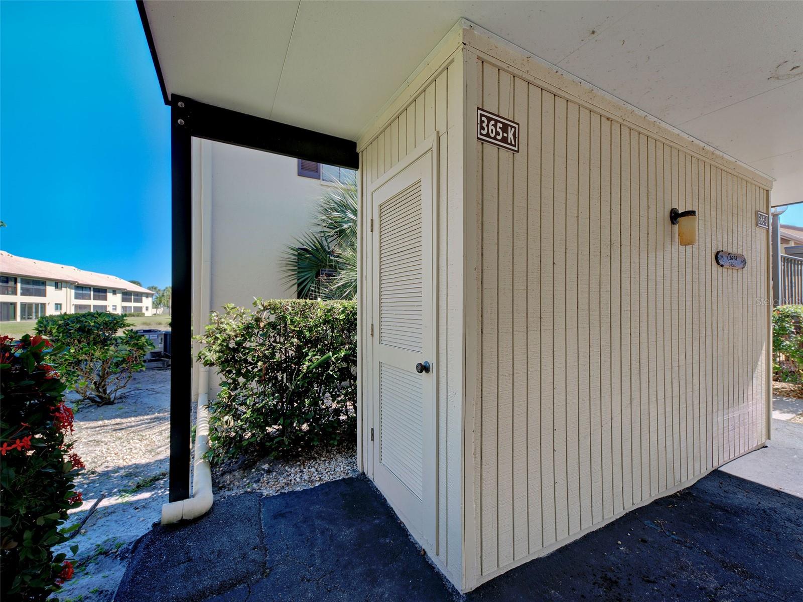 Image 40 of 59 For 365 Three Lakes Lane K