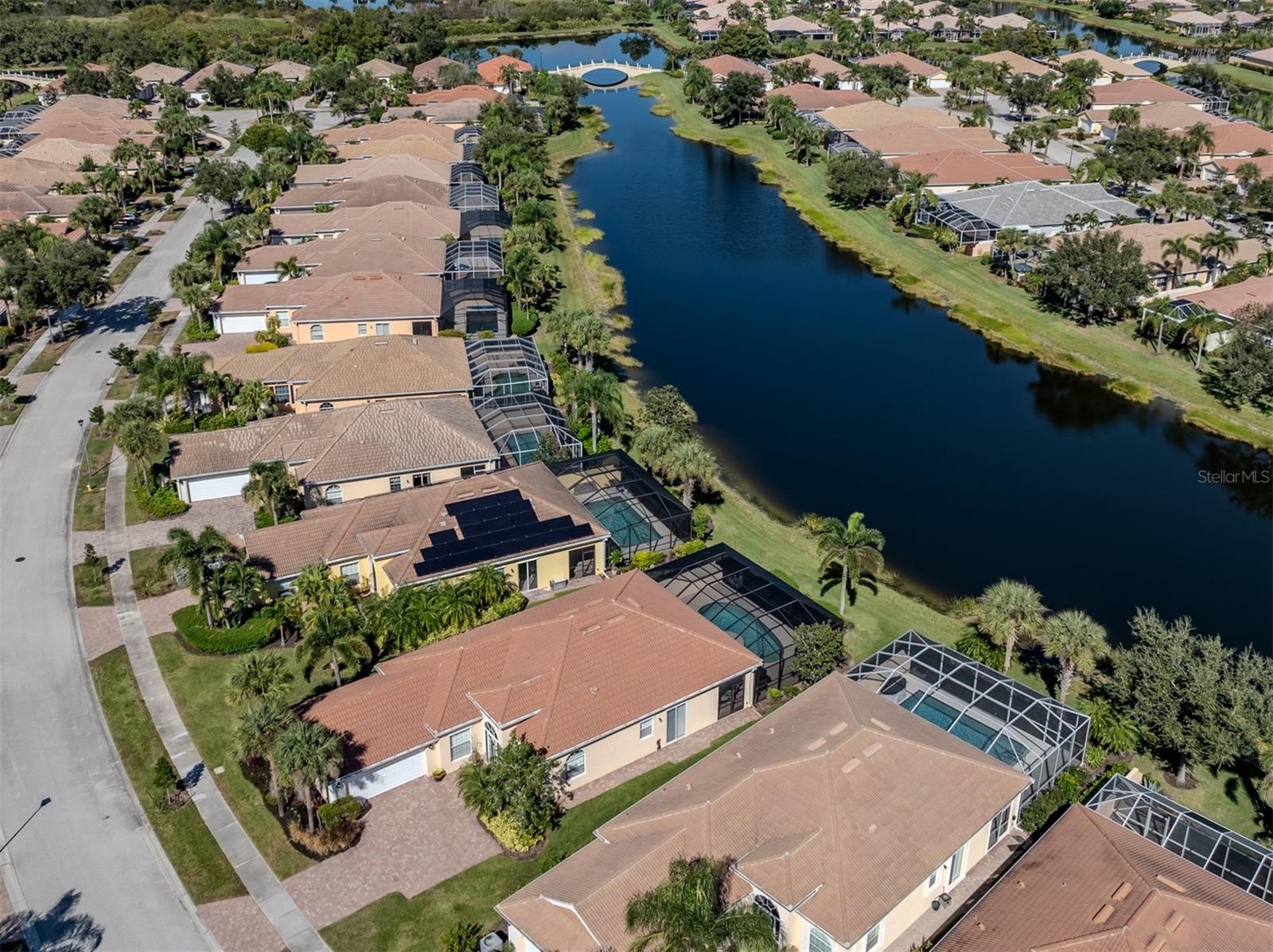 Image 37 of 93 For 13210 Ipolita Street