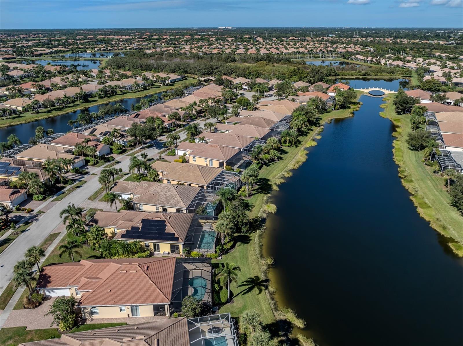 Image 38 of 93 For 13210 Ipolita Street