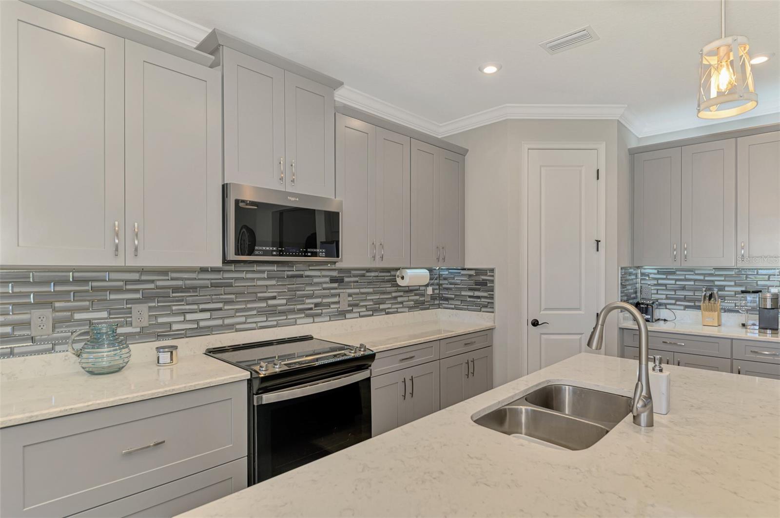 Image 20 of 91 For 11786 Sistine Lane