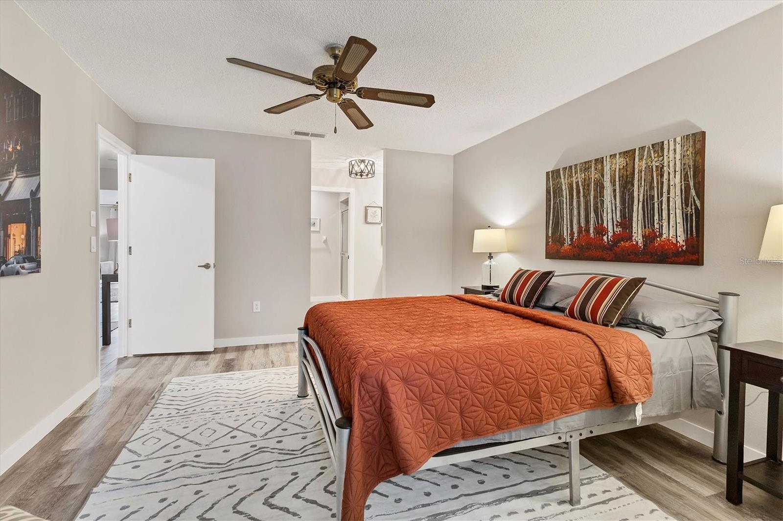 Image 19 of 38 For 1211 Capri Isles Boulevard 123