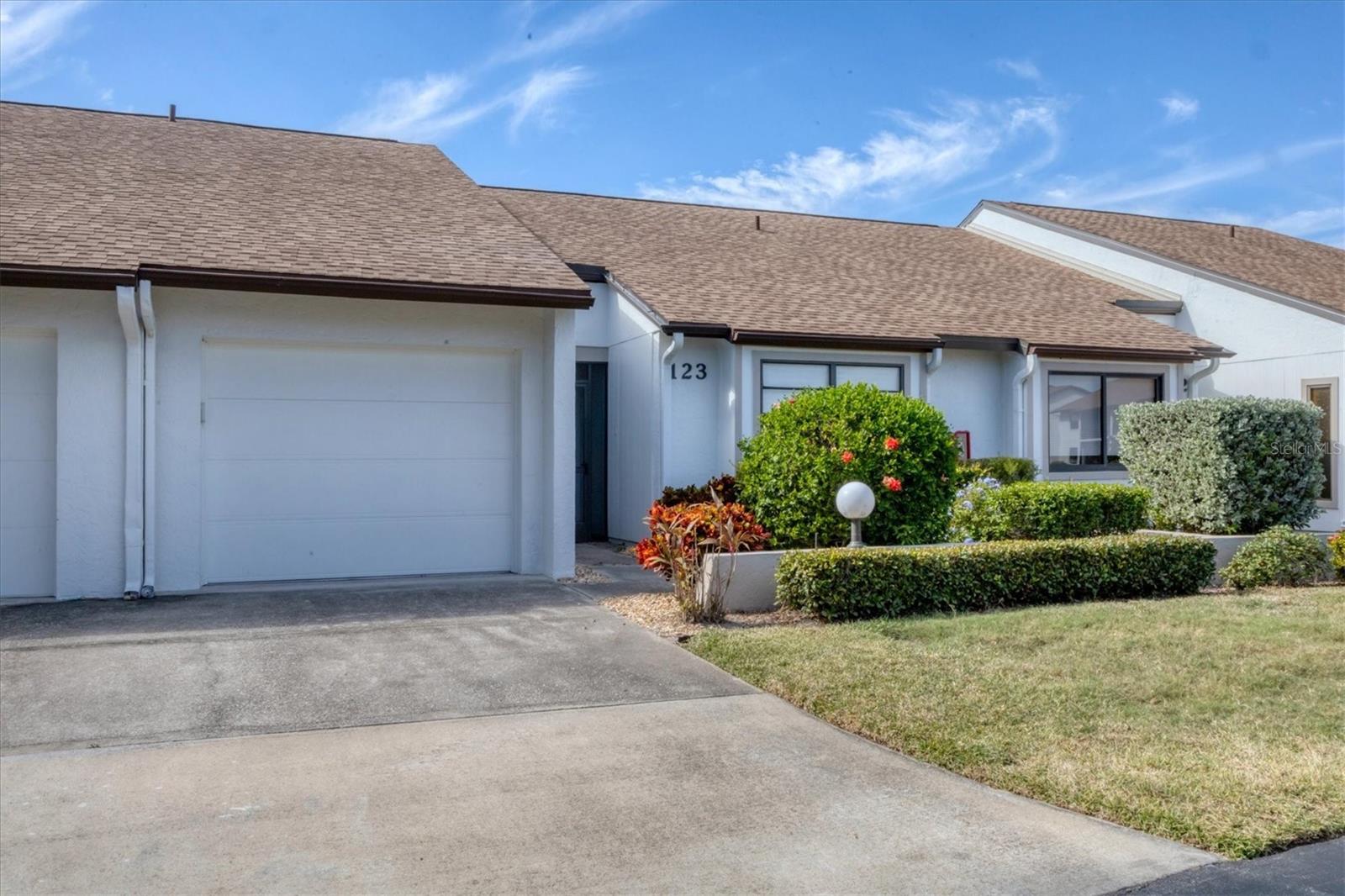 Image 2 of 38 For 1211 Capri Isles Boulevard 123