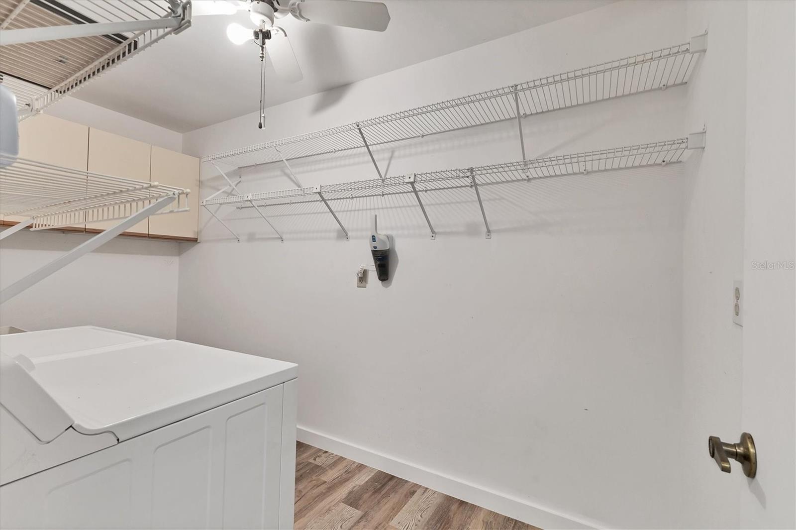 Image 25 of 38 For 1211 Capri Isles Boulevard 123