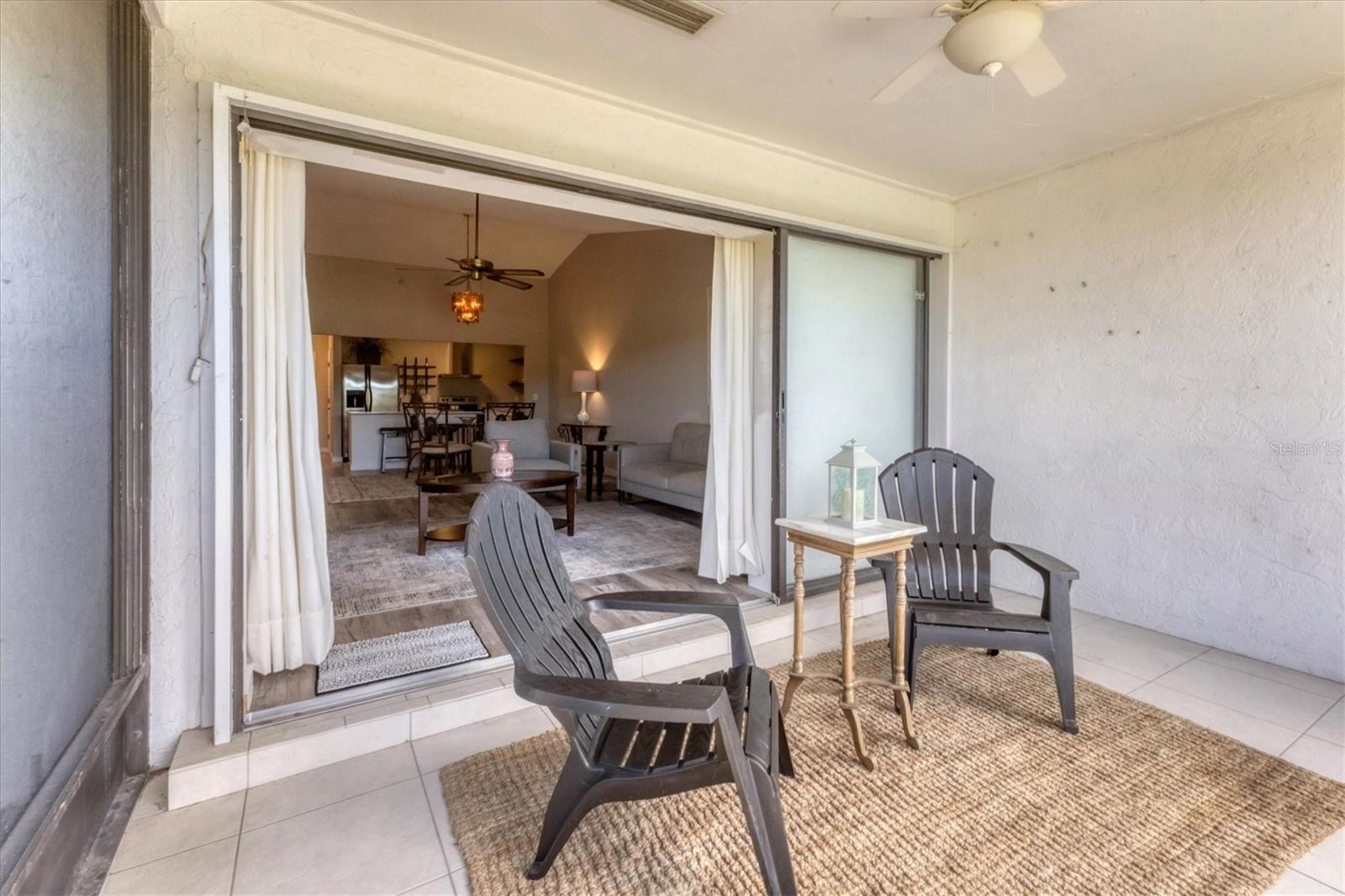 Image 27 of 38 For 1211 Capri Isles Boulevard 123