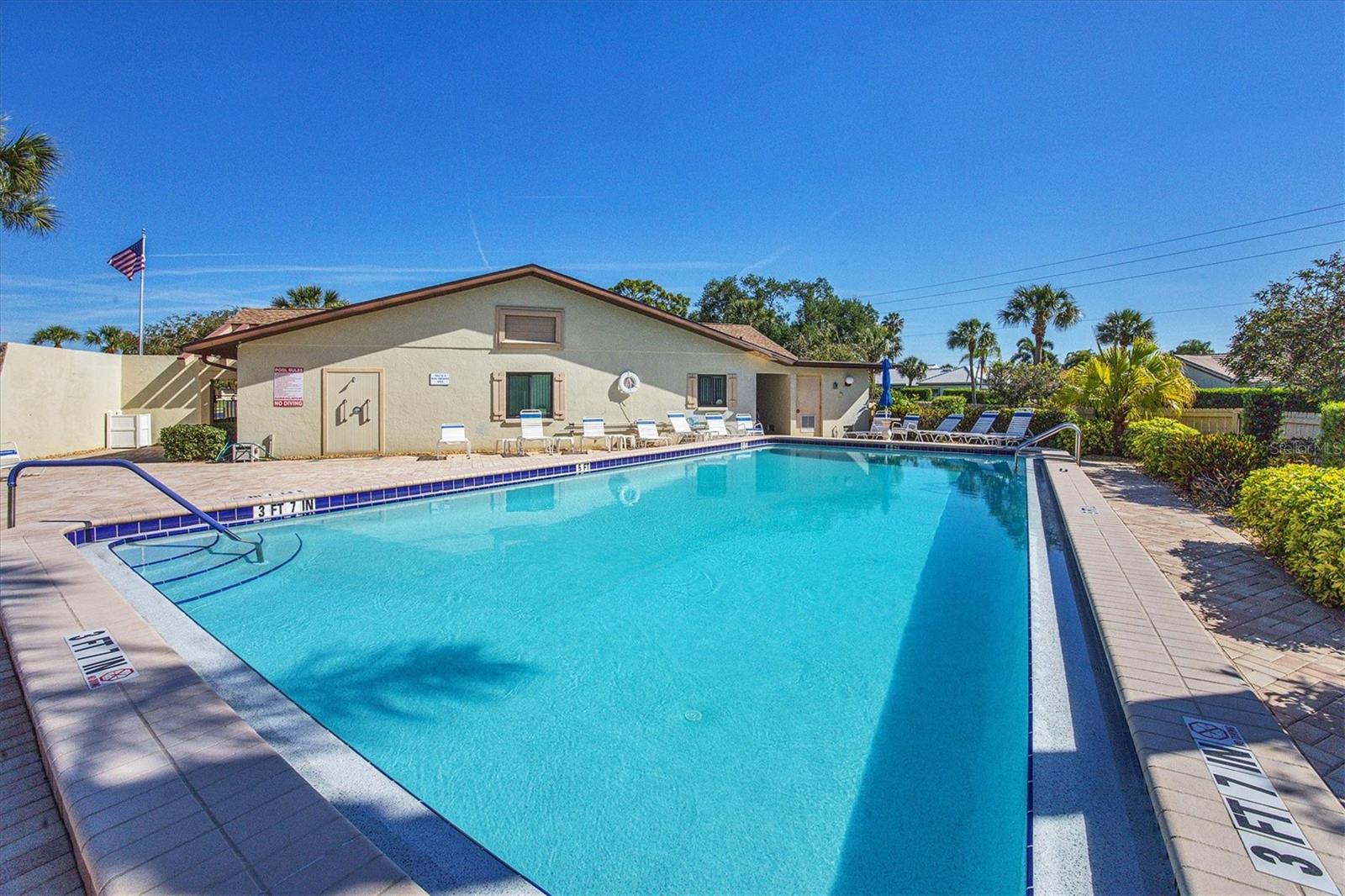 Image 36 of 38 For 1211 Capri Isles Boulevard 123