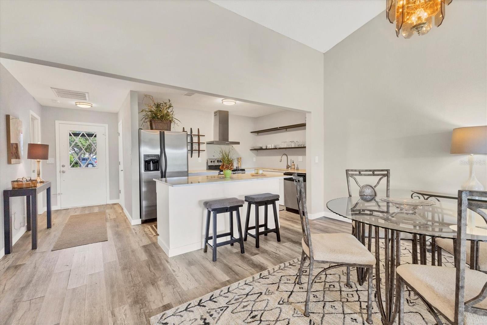 Image 8 of 38 For 1211 Capri Isles Boulevard 123