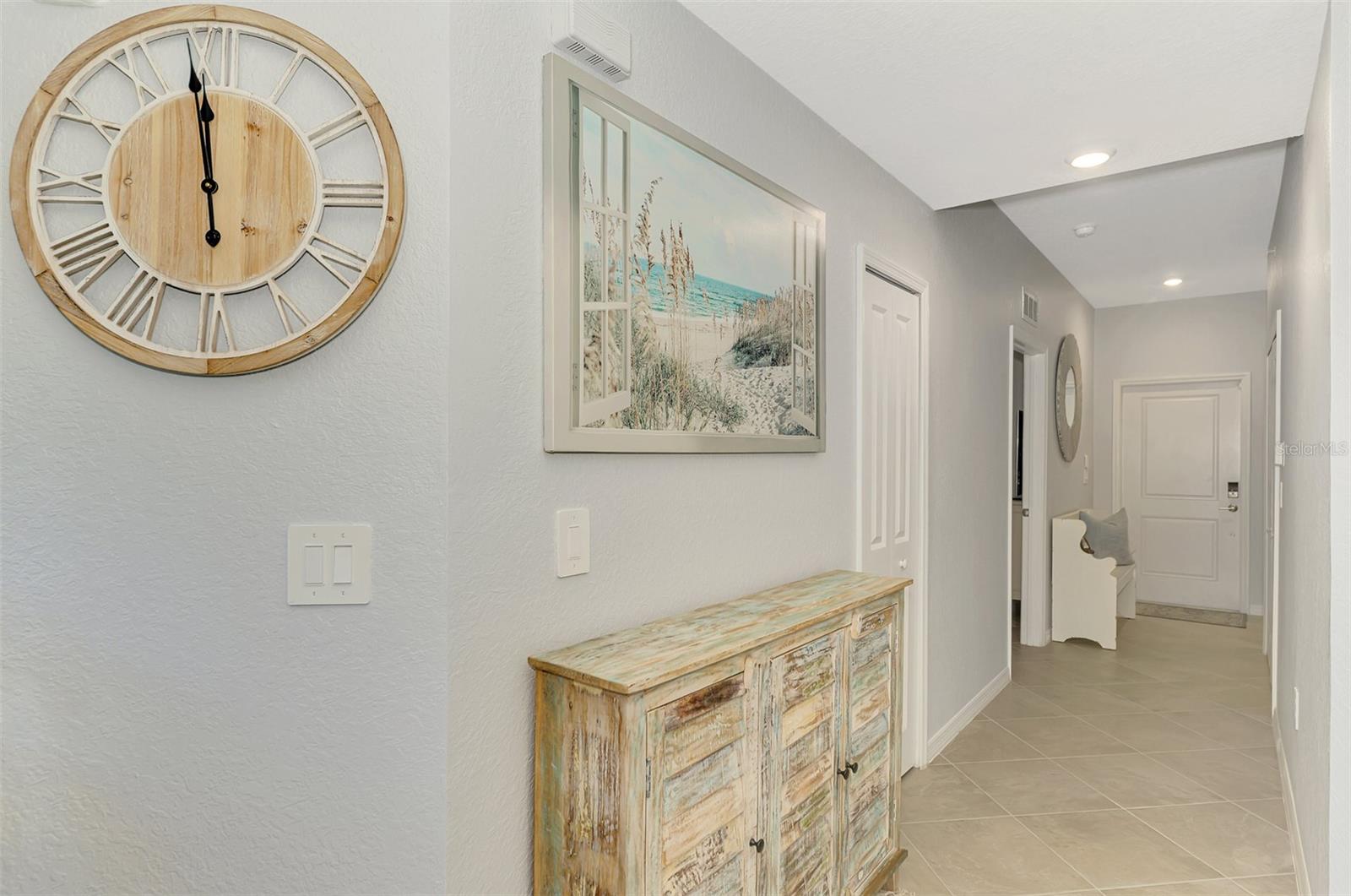 Image 11 of 100 For 12520 Galapagos Court 106