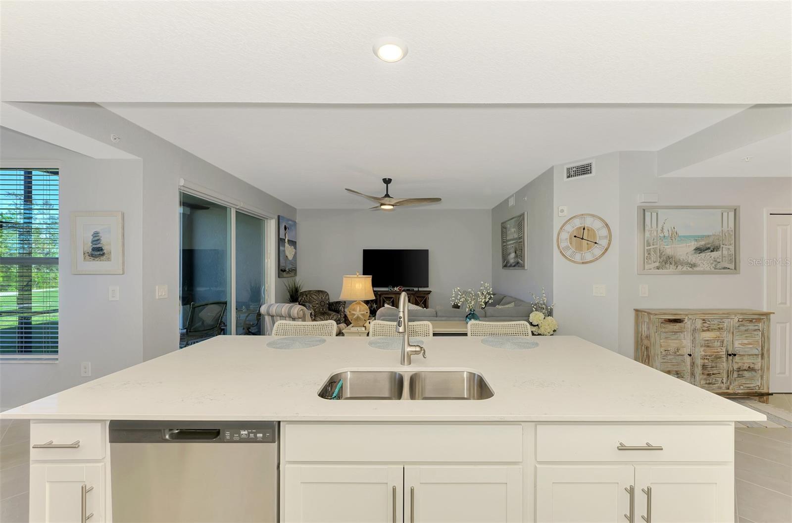 Image 26 of 100 For 12520 Galapagos Court 106