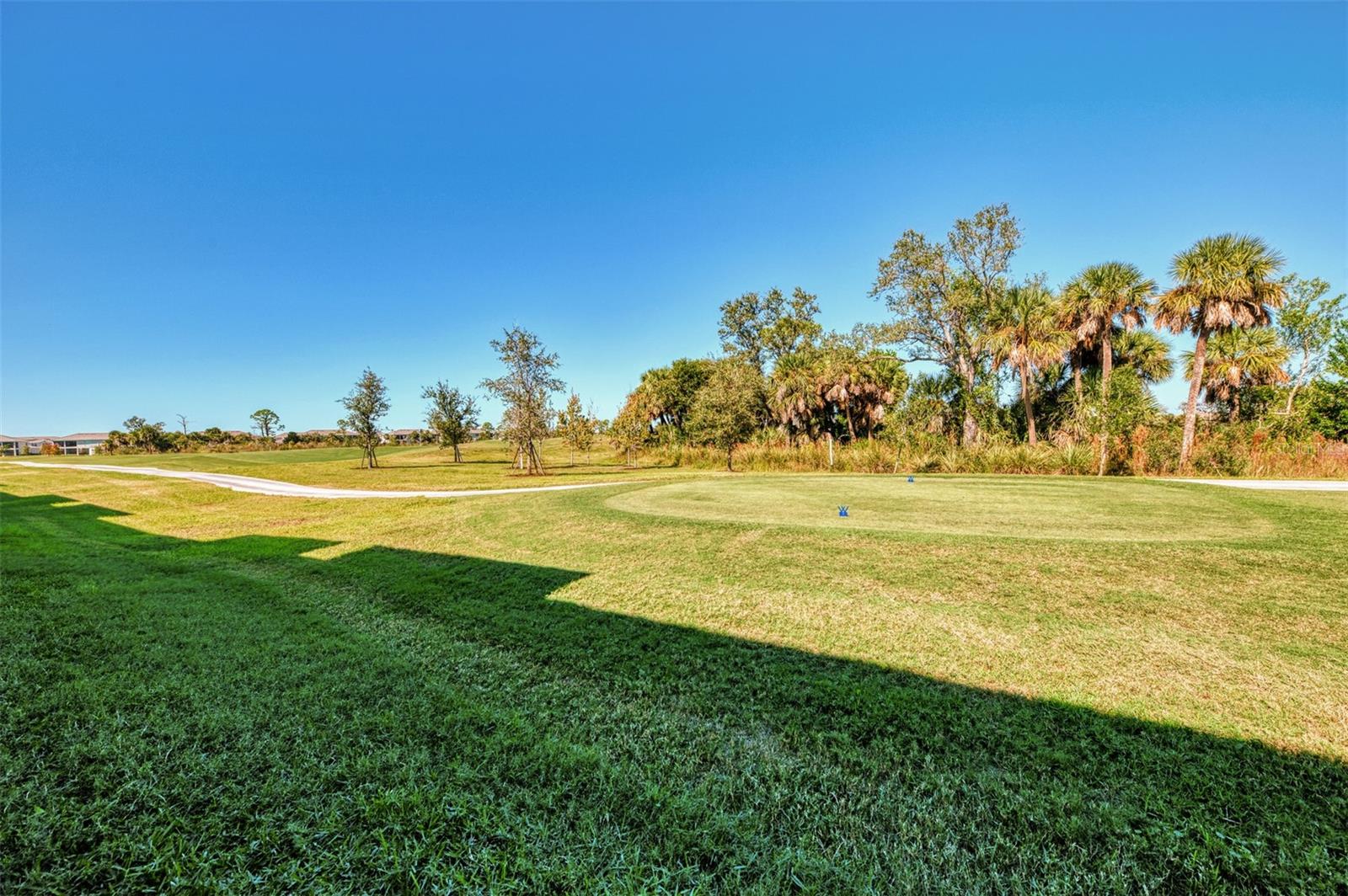 Image 48 of 100 For 12520 Galapagos Court 106