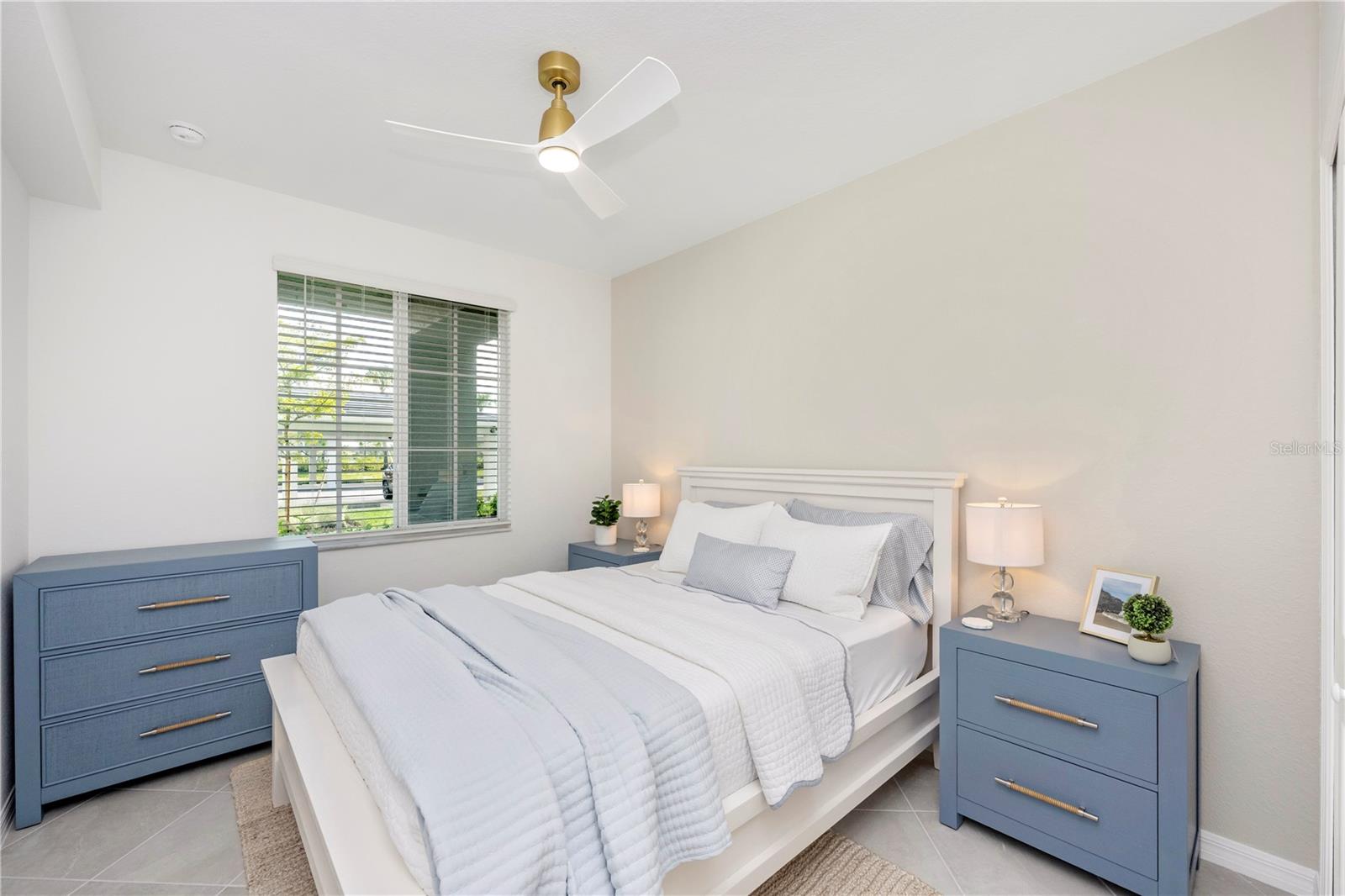 Image 35 of 86 For 17625 Opal Sand Drive 106