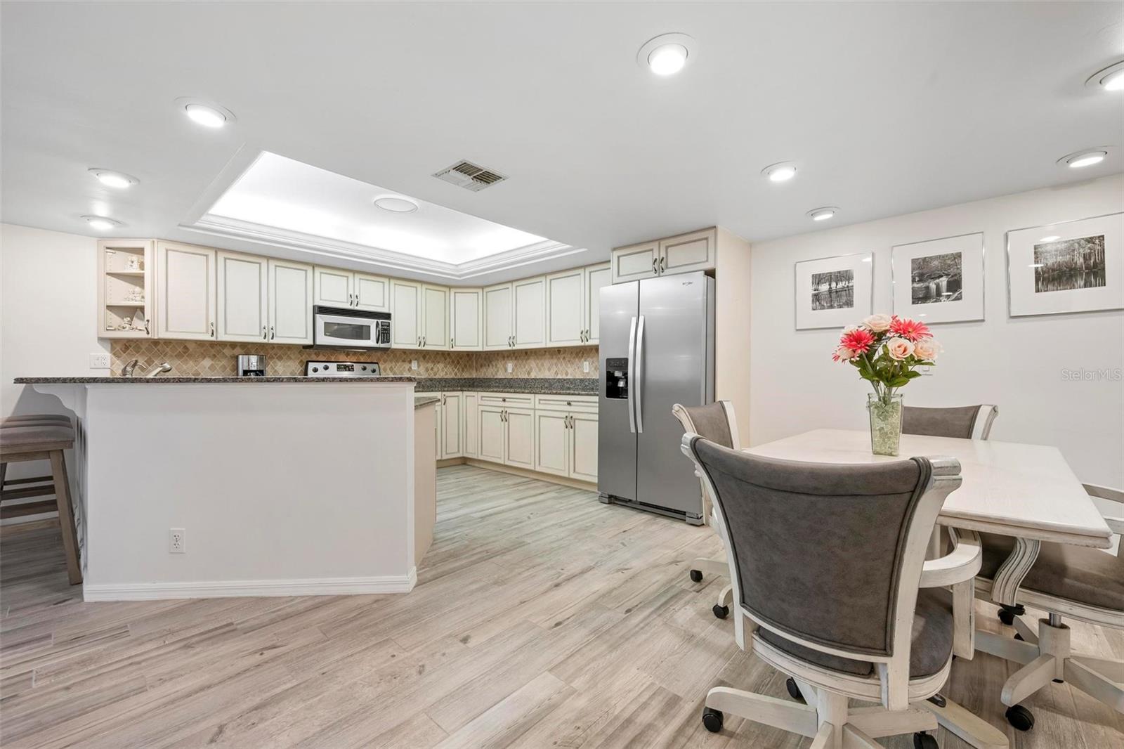 Image 5 of 73 For 4206 20th Place 101