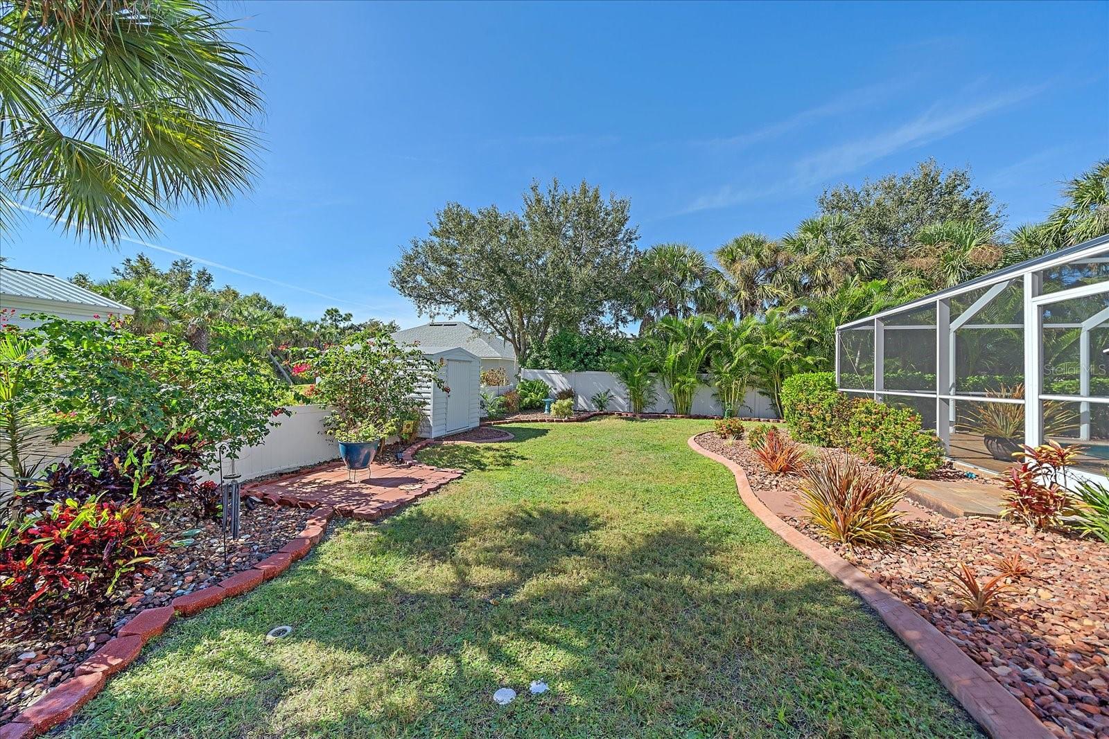 Image 21 of 37 For 3950 Derrick Street