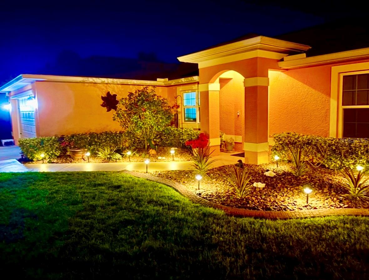 Image 24 of 37 For 3950 Derrick Street