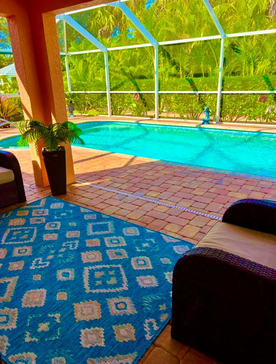 Image 26 of 37 For 3950 Derrick Street