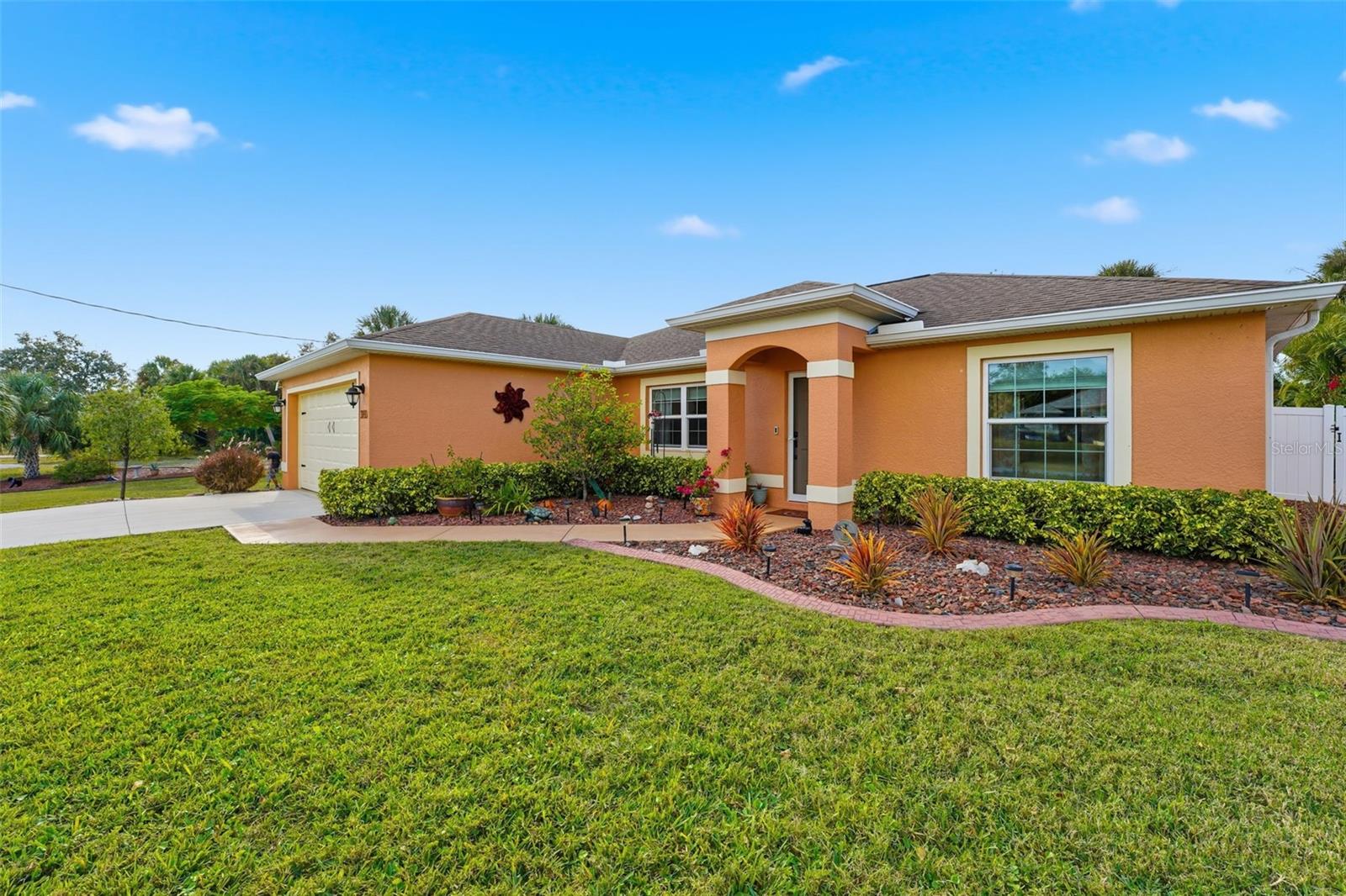 Image 36 of 37 For 3950 Derrick Street