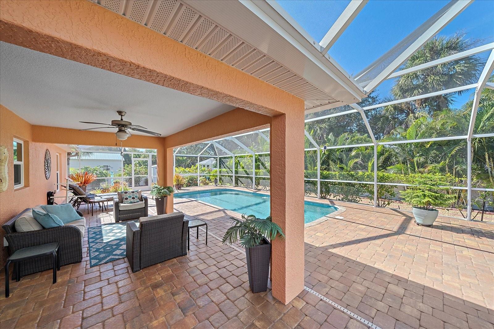 Image 4 of 37 For 3950 Derrick Street