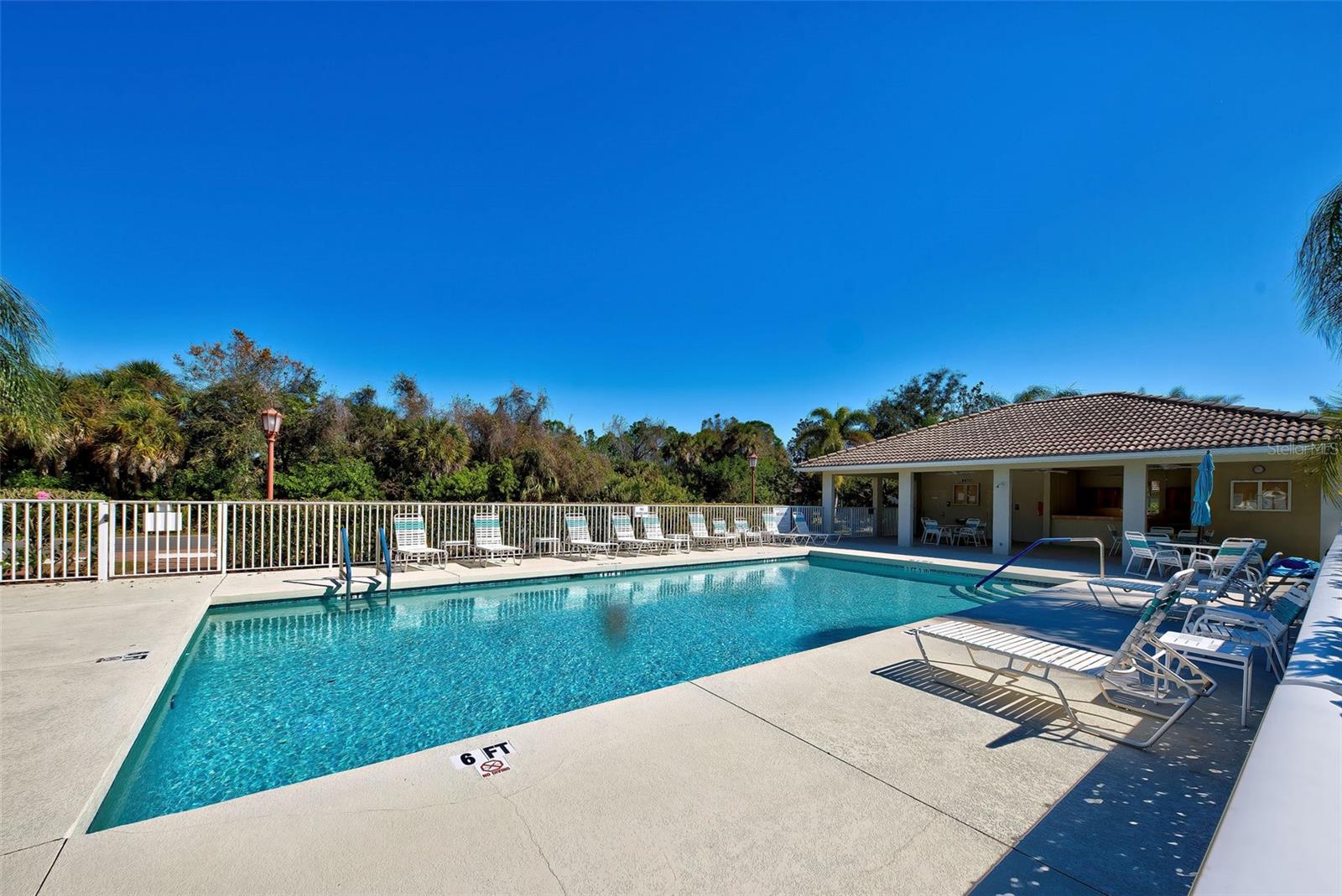 Image 42 of 60 For 4438 Corso Venetia Boulevard D13